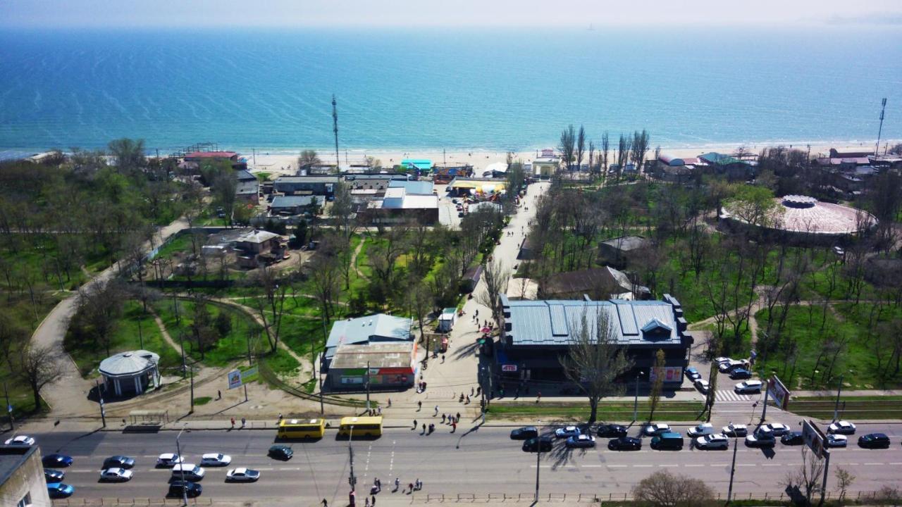 Flat At Luzanovka Lejlighed Odessa Eksteriør billede