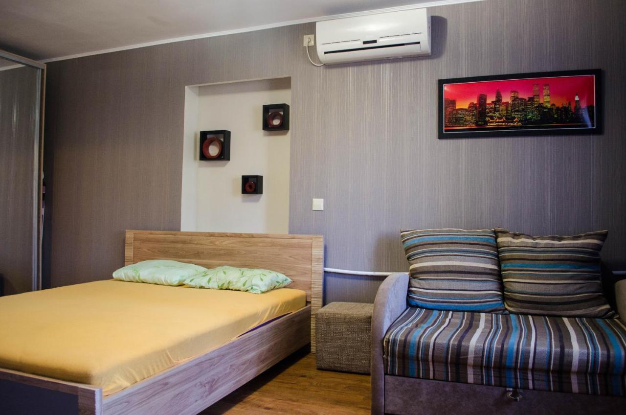Flat At Luzanovka Lejlighed Odessa Eksteriør billede